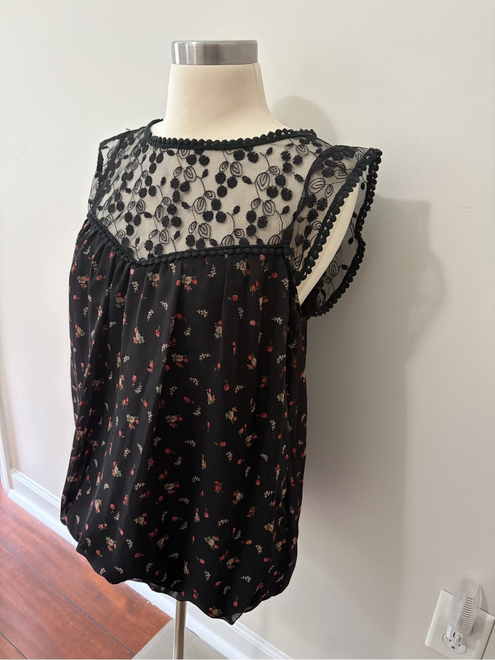 Rudrani Black Floral Lace Yoke Sleeveless Balloon Blouse L Whimsigoth Romantic - Picture 5 of 10